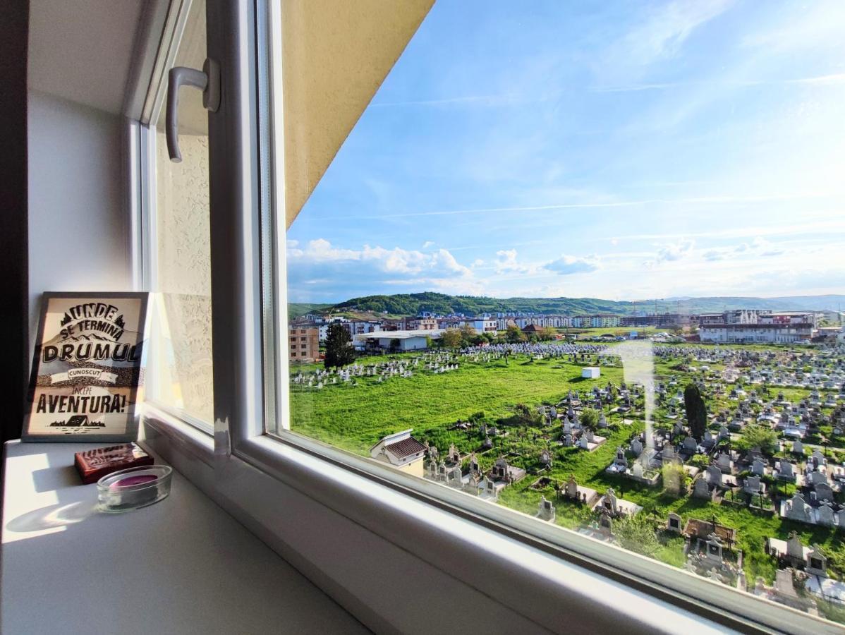 Quiet And Cozy 2 Bedroom Flat With Free Parking Included ฟลอเรชติ ภายนอก รูปภาพ